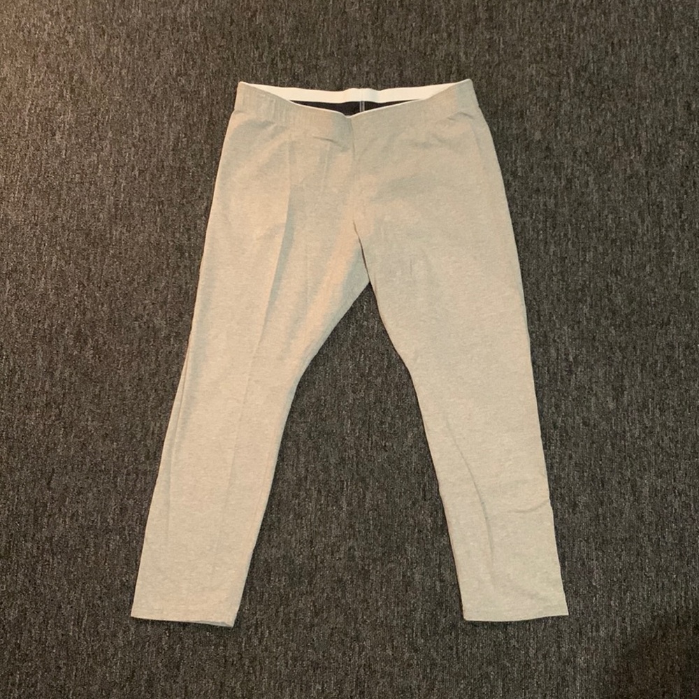 Nike grey leggings, cropped.